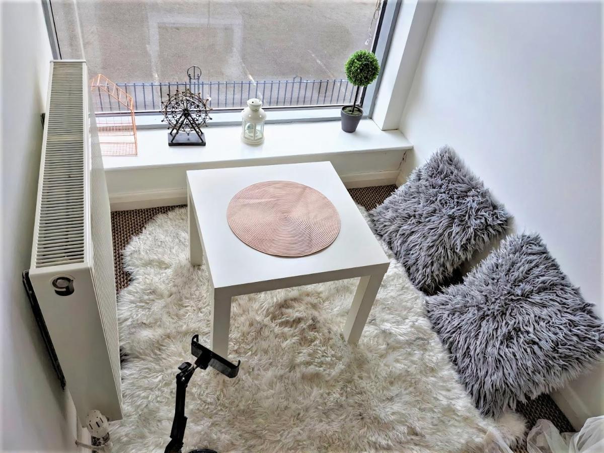Large 3 Bedrooms In Liverpool City Centre, Free Parking Εξωτερικό φωτογραφία